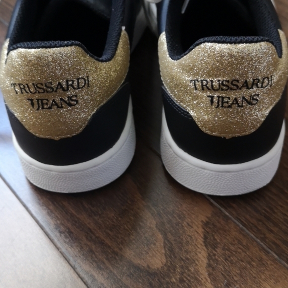 Trussardi faux leather sneakers with glittery logo - Picture 3 of 15